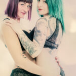 Girl / Girl Fotoshooting mit Elisa und Marietta Dessous Akt Nude im Fotostudio