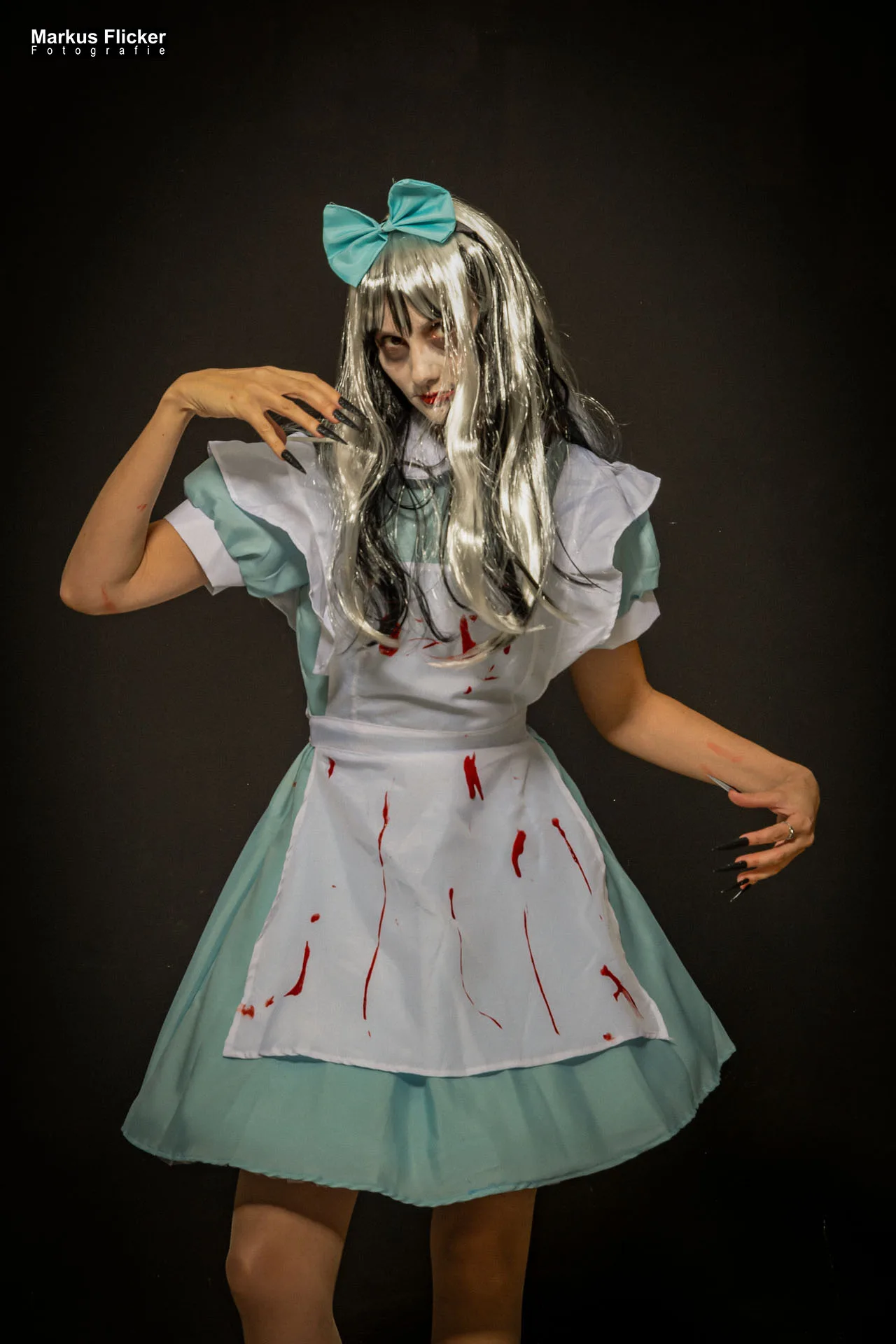 Fotoshooting Halloween im Fotostudio Bildideen Bildbearbeitung Hexen, Geister, Zombies, Clowns, Vampire mit Kinder und Erwachsene... Adobe Photoshop