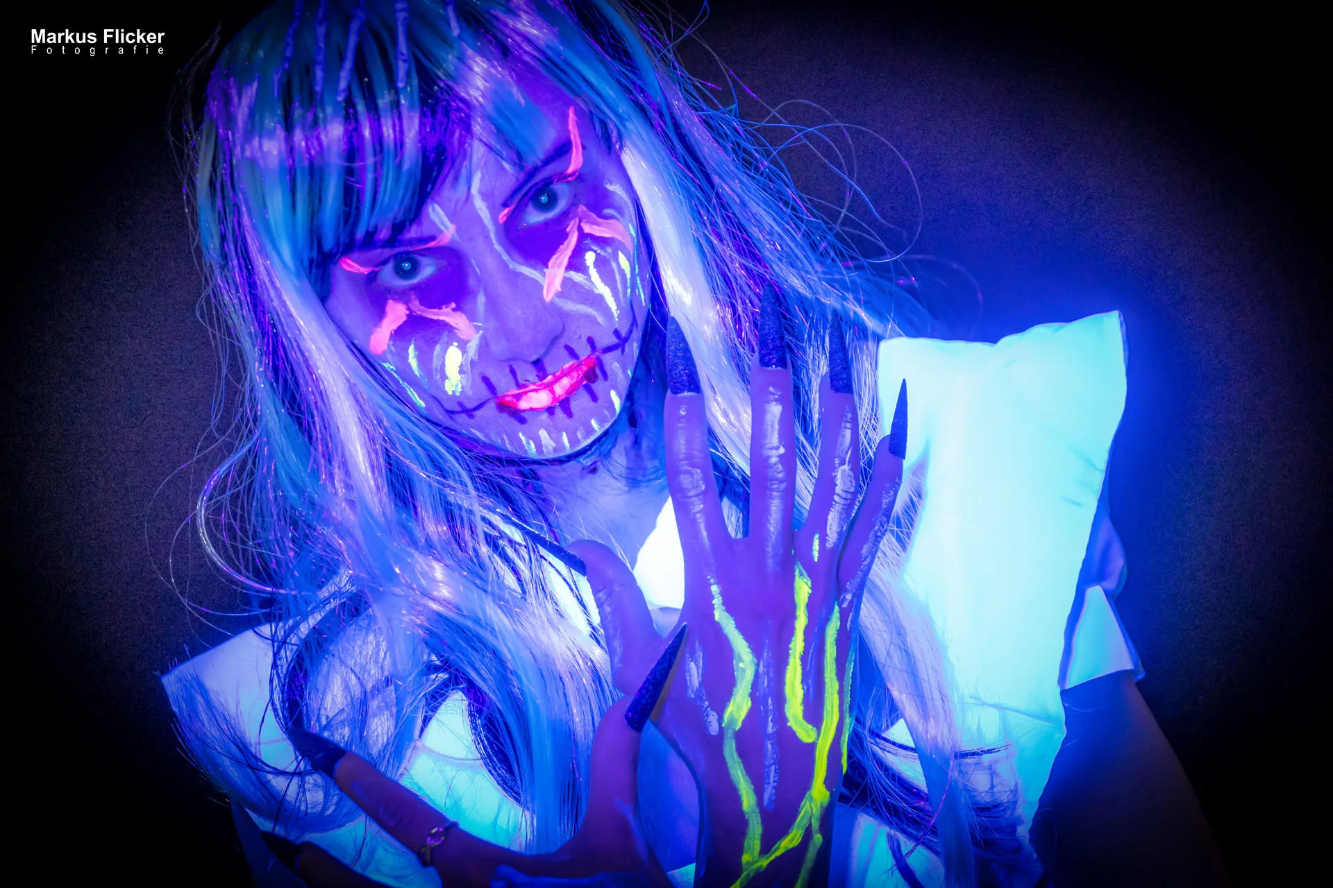 Fotoshooting Halloween im Fotostudio Bildideen Bildbearbeitung Hexen, Geister, Zombies, Clowns, Vampire mit Kinder und Erwachsene... Adobe Photoshop