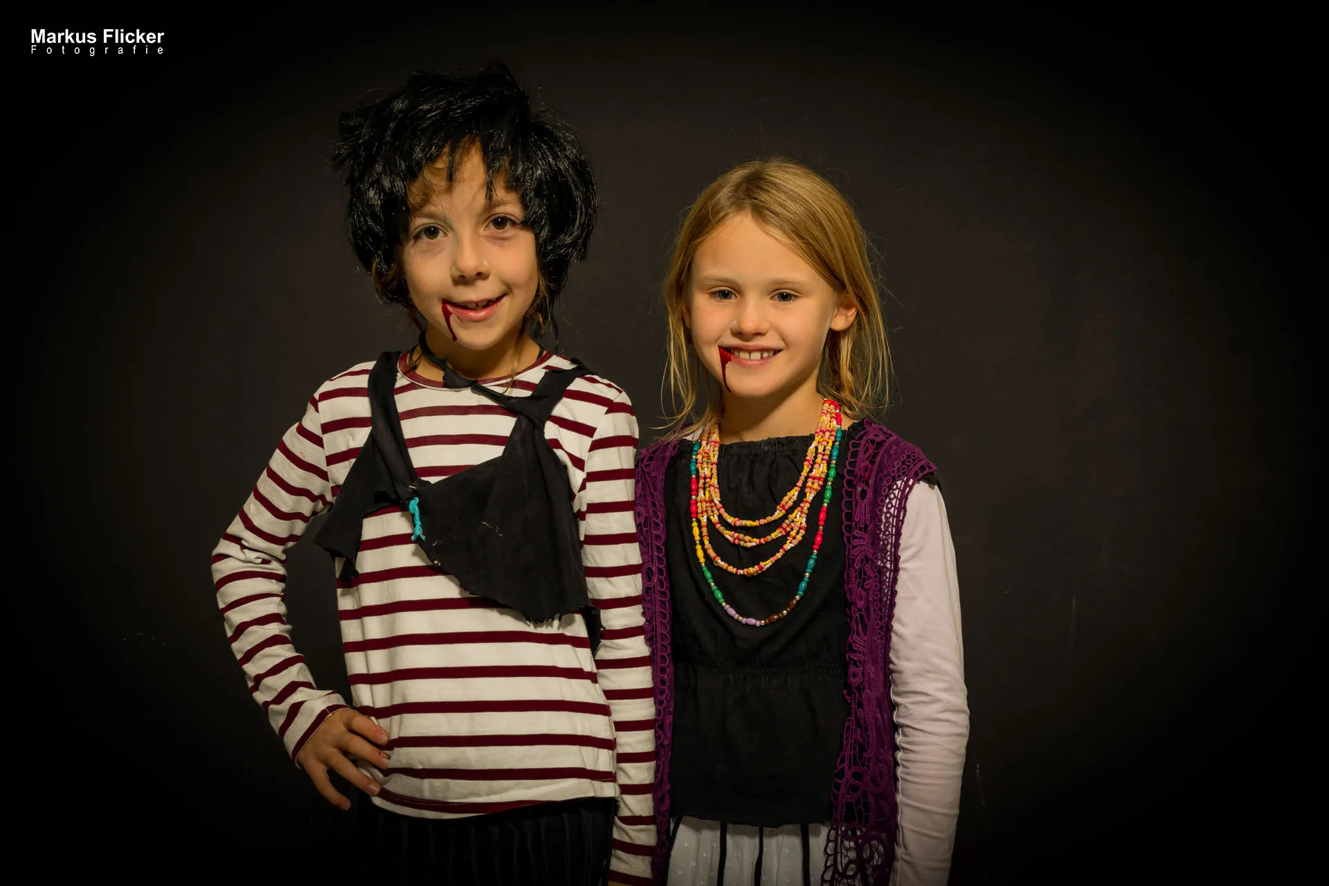 Fotoshooting Halloween im Fotostudio Bildideen Bildbearbeitung Hexen, Geister, Zombies, Clowns, Vampire mit Kinder und Erwachsene... Adobe Photoshop