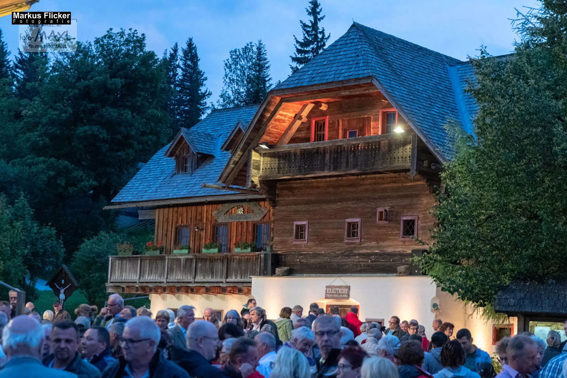 Brandluckner Huabn Theater Der Zerrissene 2018