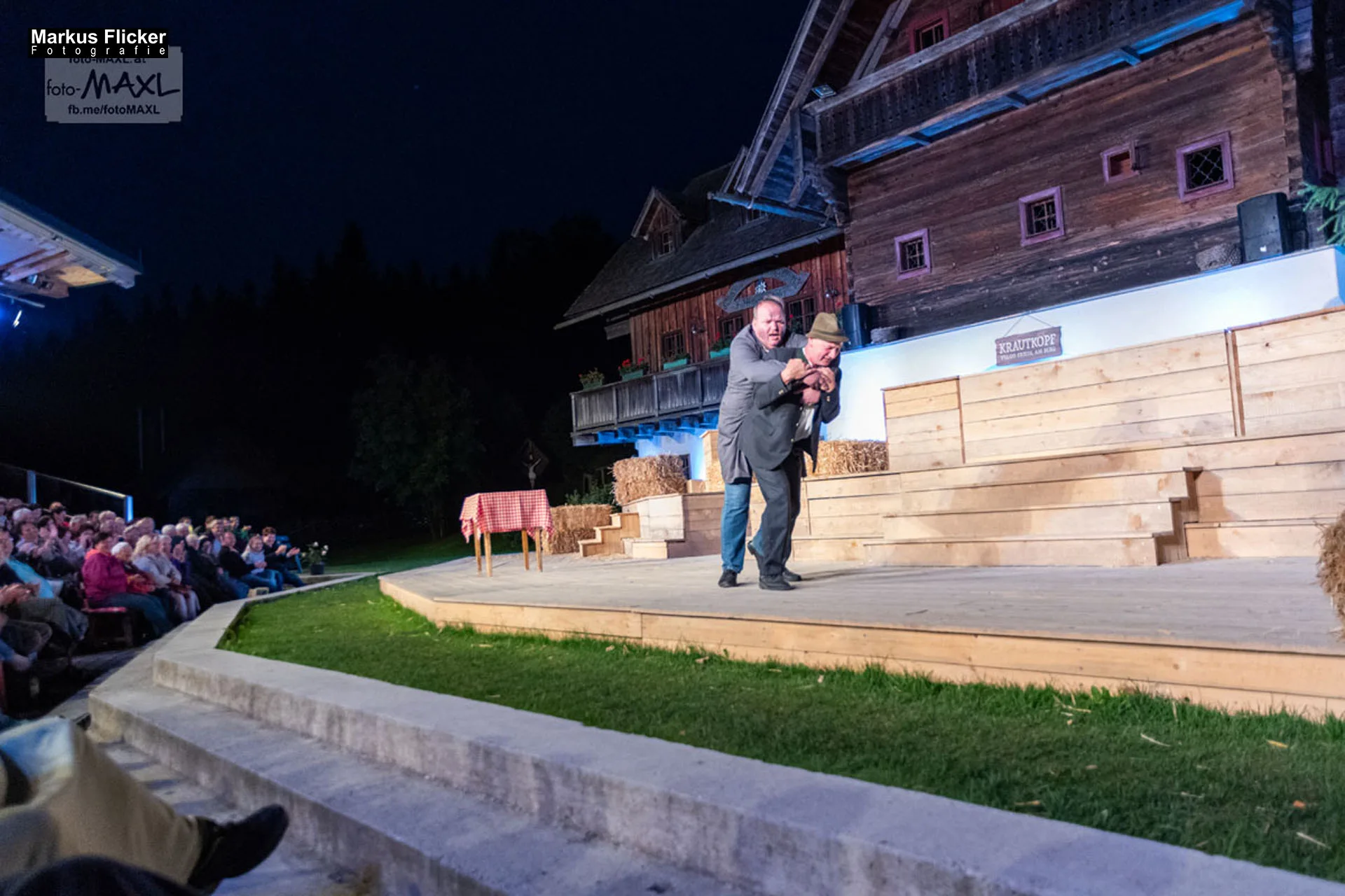 Brandluckner Huabn Theater Der Zerrissene 2018