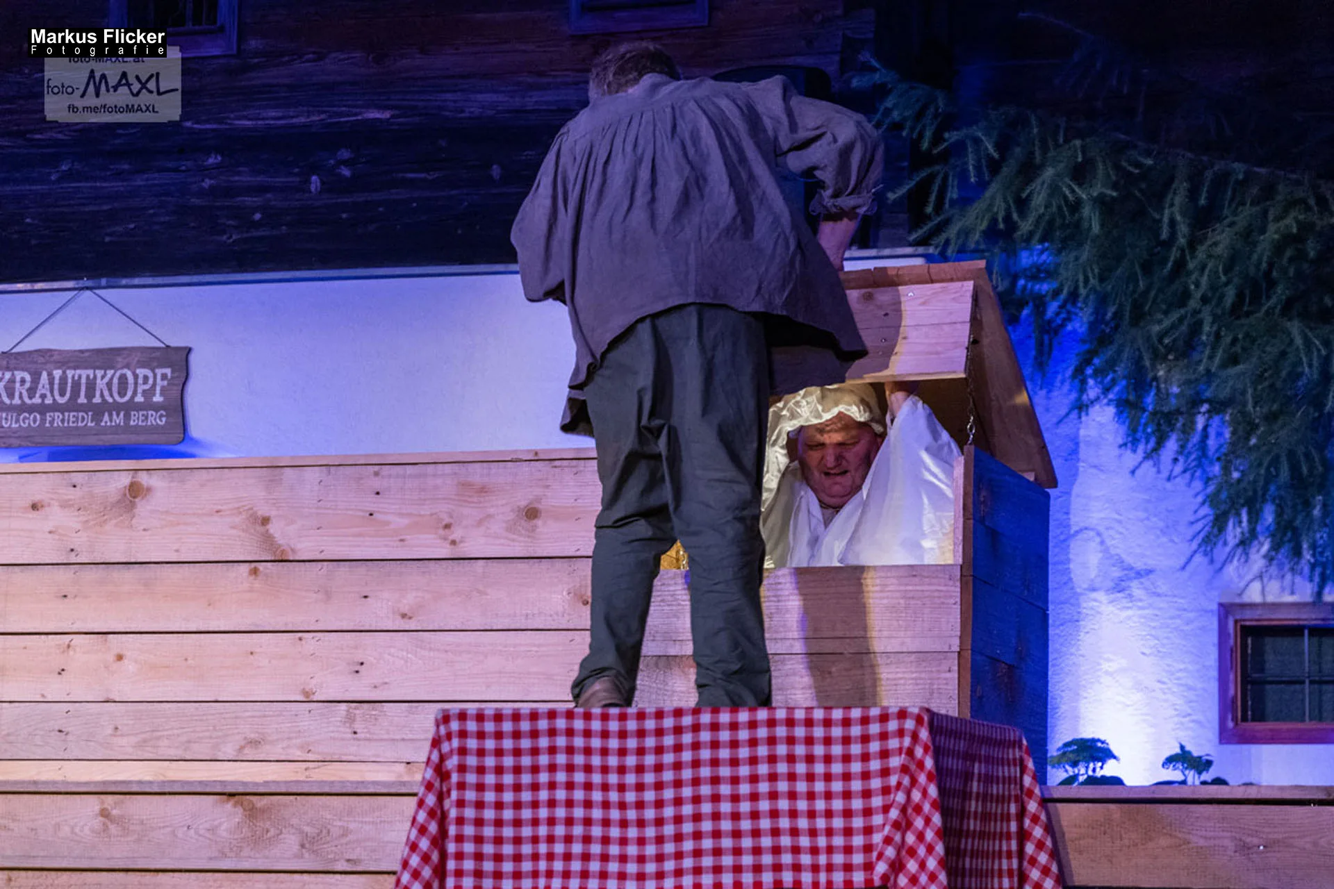 Brandluckner Huabn Theater Der Zerrissene 2018