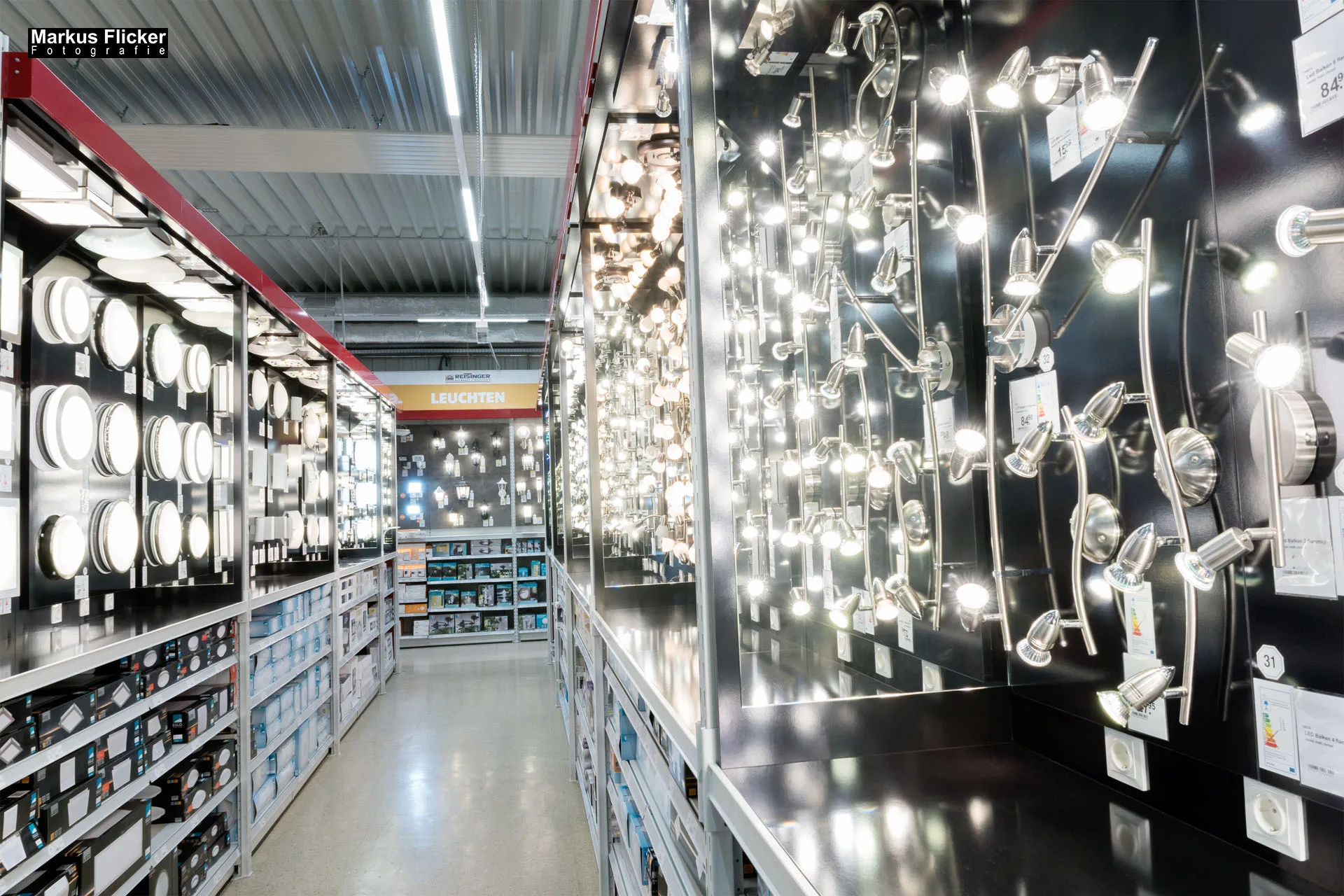 ÖBAU Reisinger (R+R Fachmarkt GmbH) Baumarkt Baustoffe inkl. 37 Foto und Video Tipps für einen Baumarkt für Social Media ÖBAU Reisinger (R+R Fachmarkt GmbH)