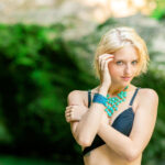 Model Kyara Wasser Bikini Fotoshooting in der Raabklamm