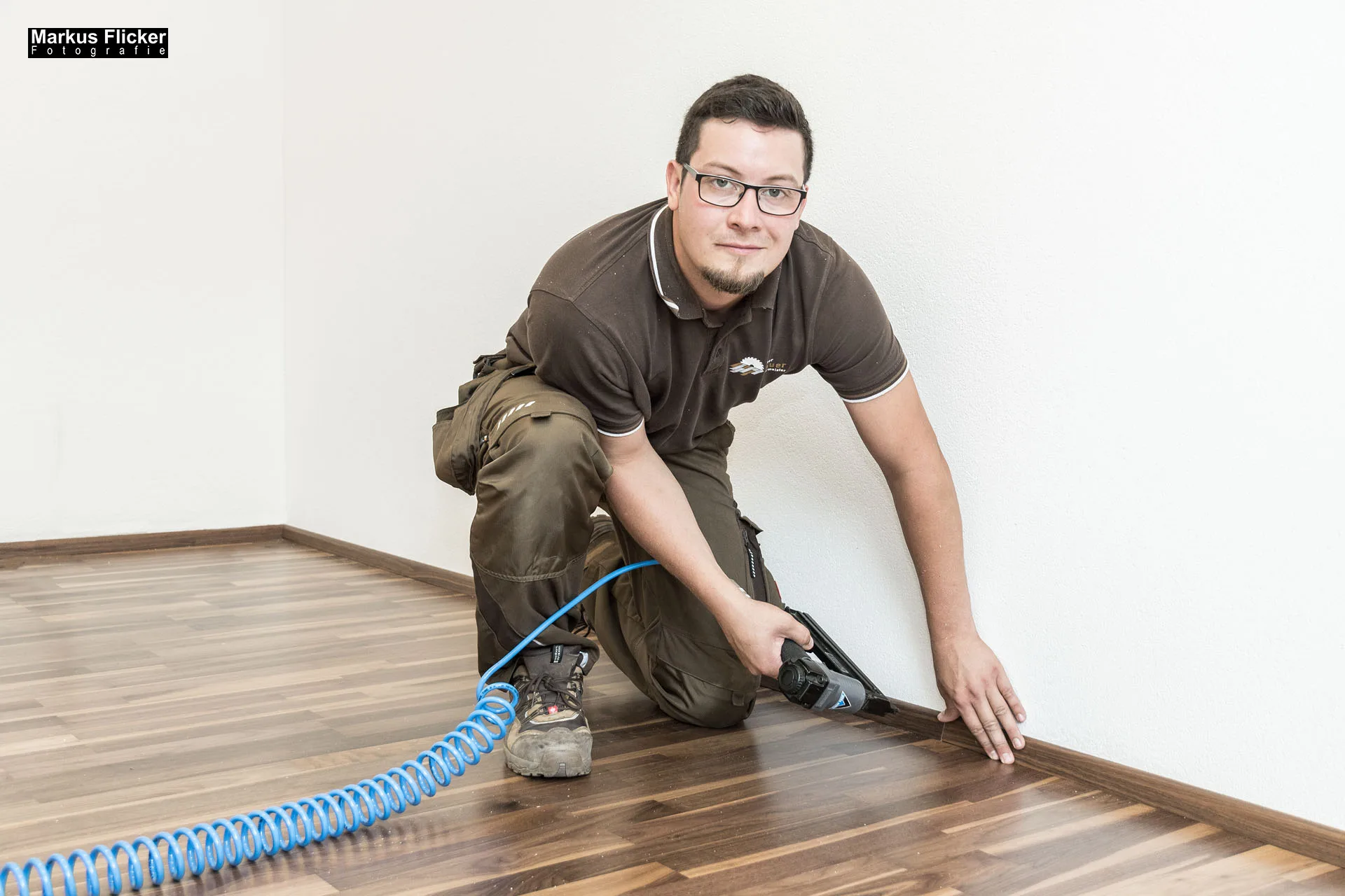 Mobiler Tischlermeister Roland Peter Hofbauer Werbefotos für Druck und Social Media