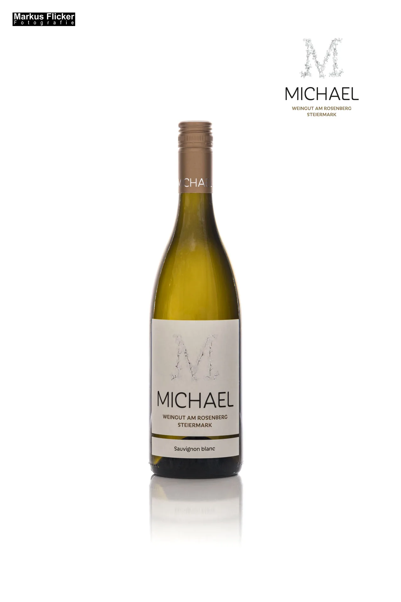 Weingut Michael am Rosenberg Werbefotos Wein Steiermark Österreich im Fotostudio Produktfoto