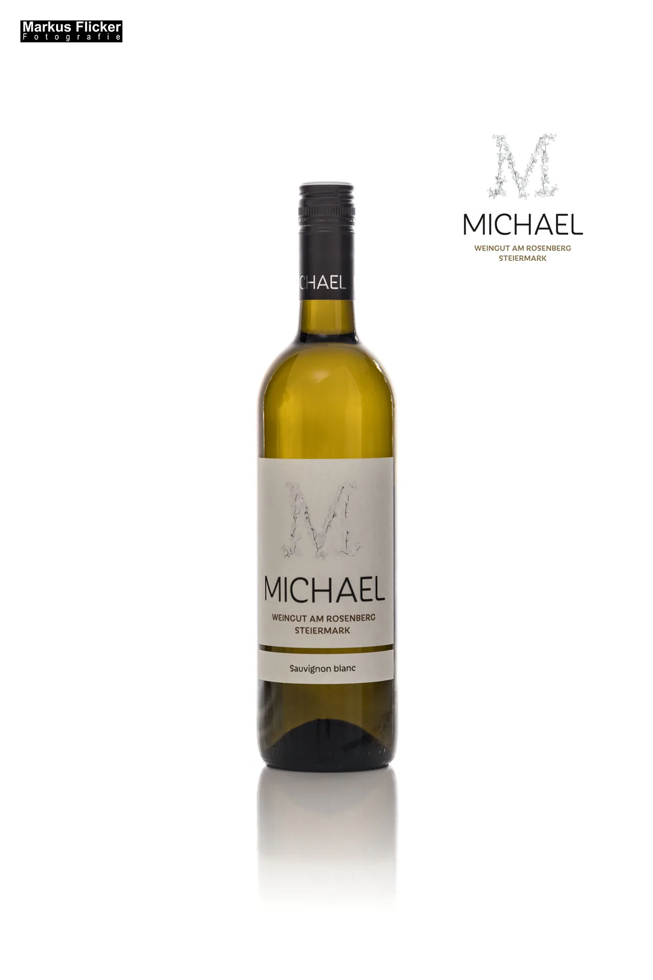 Weingut Michael am Rosenberg Werbefotos Wein Steiermark Österreich im Fotostudio Produktfoto