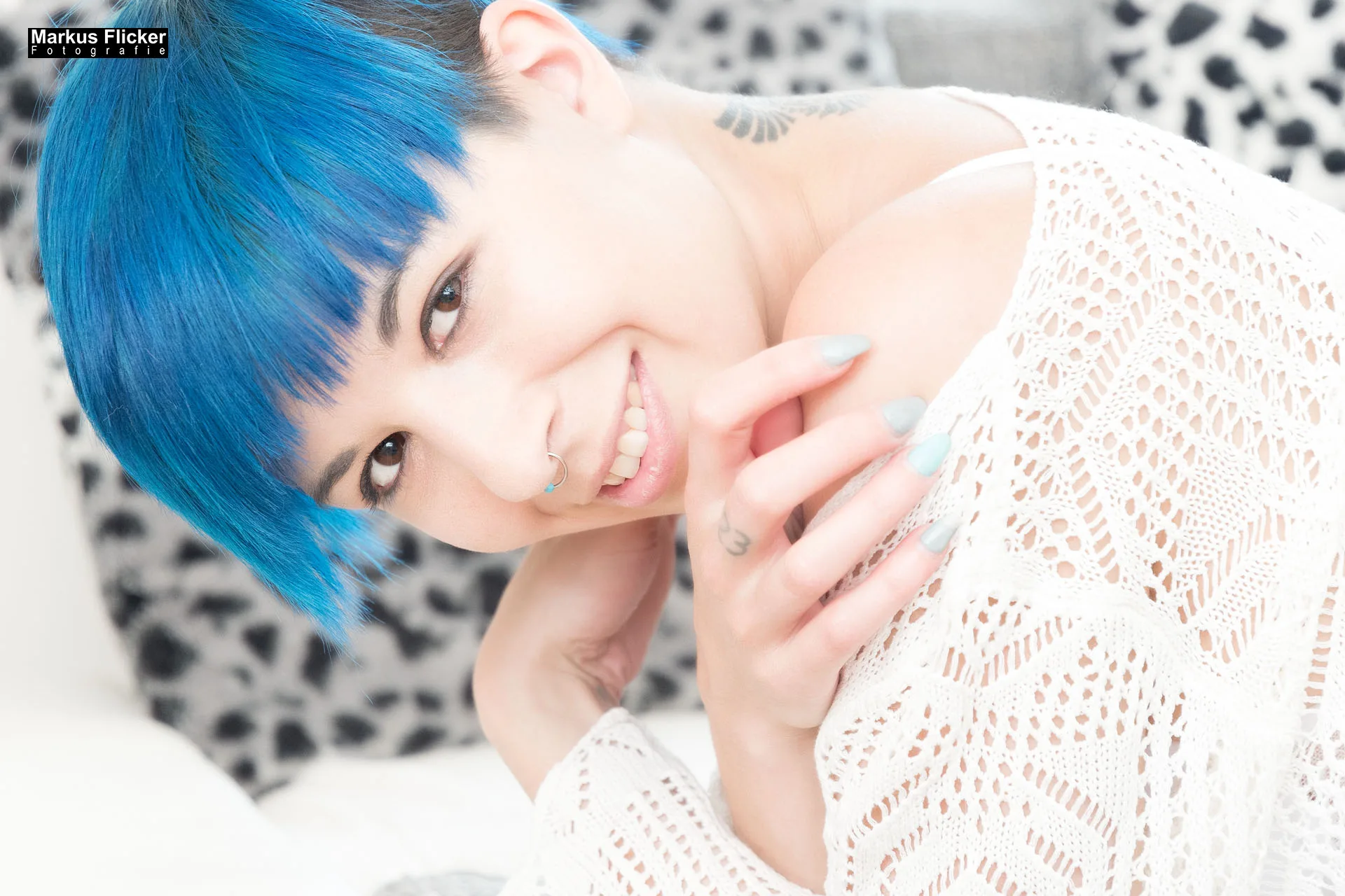 Homeshooting Akt Nude Dessous Female Model Lisa Photoshoot Fotografieren in der eigenen Wohnung