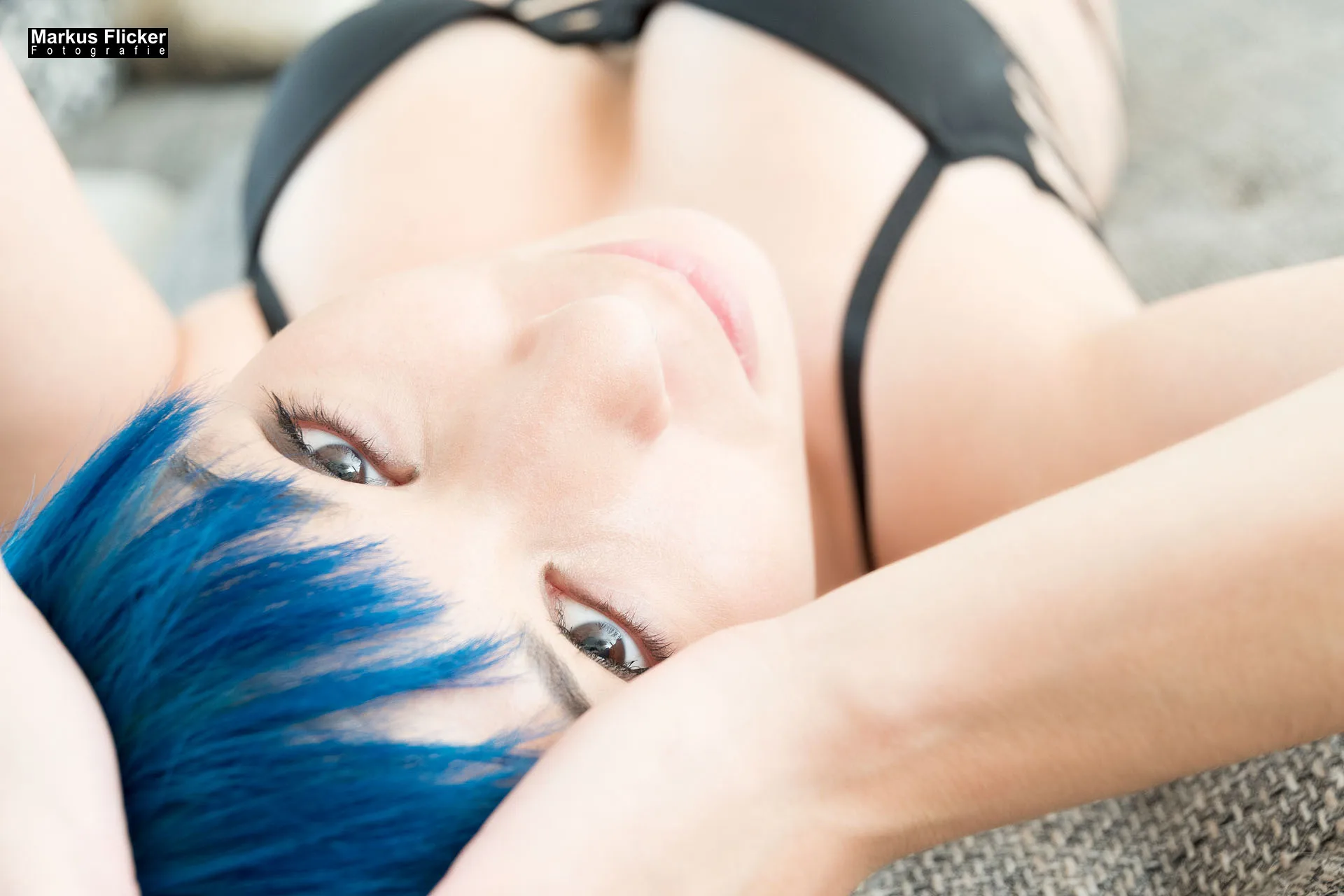 Homeshooting Akt Nude Dessous Female Model Lisa Photoshoot Fotografieren in der eigenen Wohnung