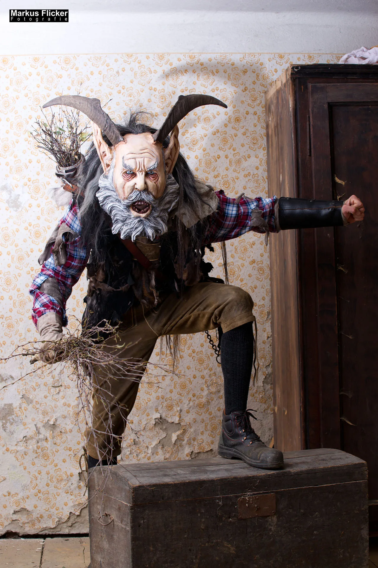 Vides Teufels Pass Perchten Fotoshooting