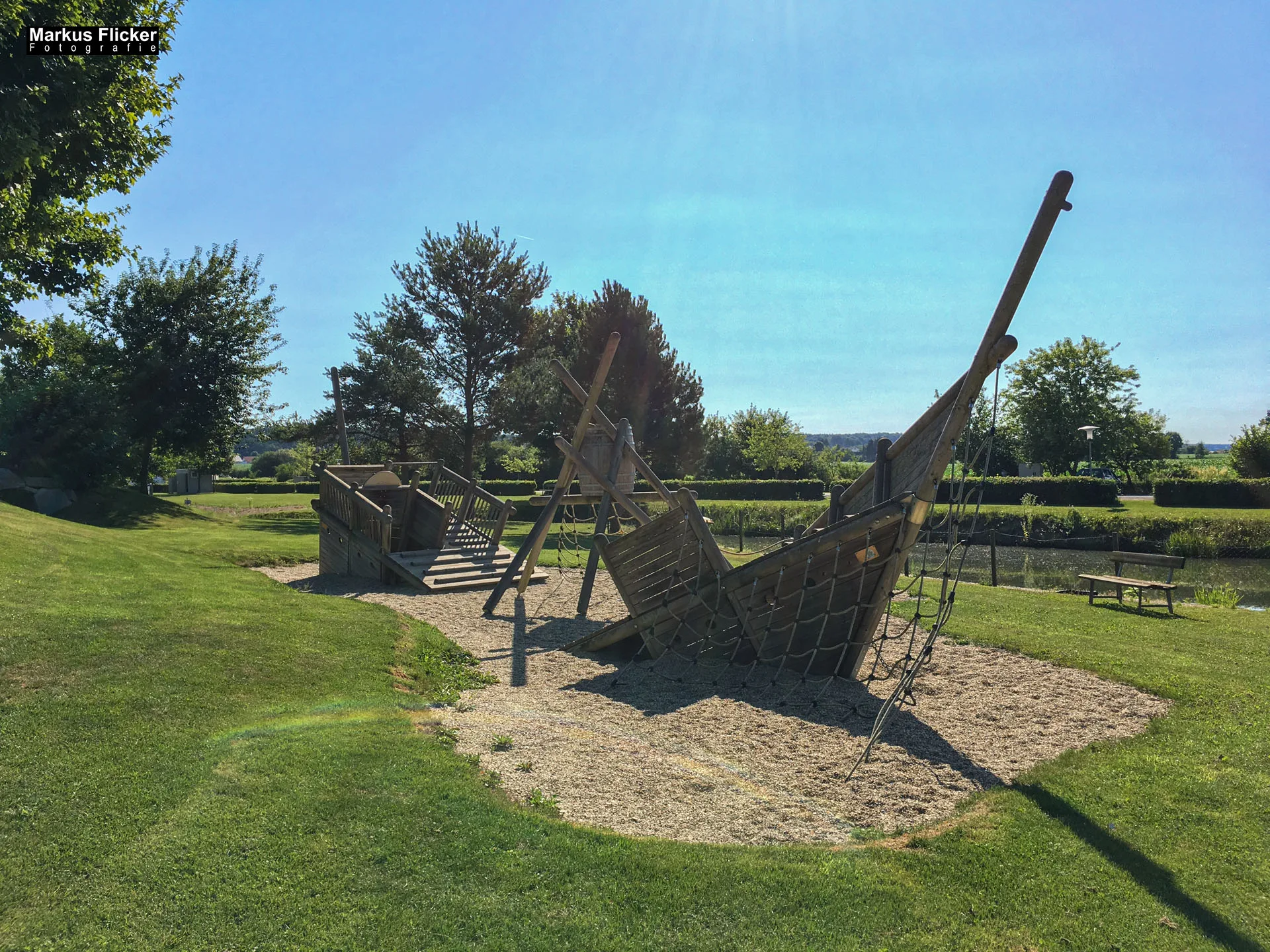 Freizeitzentrum Großsteinbach, Strandgut und Schachblume