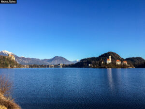 Bled Veldes Feldes in Slowenien mit der Marienkirche auf der kleinen Insel des Bleder Sees