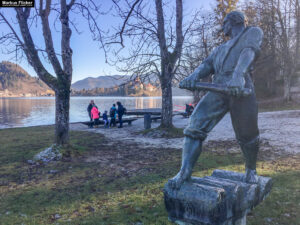 Bled Veldes Feldes in Slowenien mit der Marienkirche auf der kleinen Insel des Bleder Sees