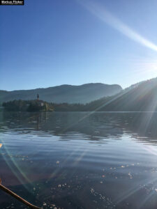 Bled Veldes Feldes in Slowenien mit der Marienkirche auf der kleinen Insel des Bleder Sees