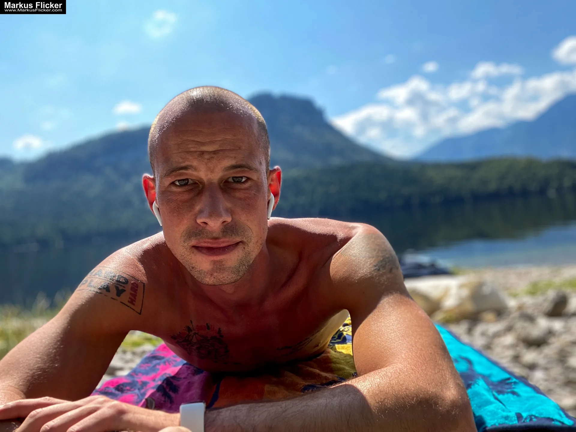 Luftkurort Altaussee im steirischen Salzkammergut Österreich Naturbadeplatz #visitstyria #sommerfrische #visitsalzkammergut #bergeseen