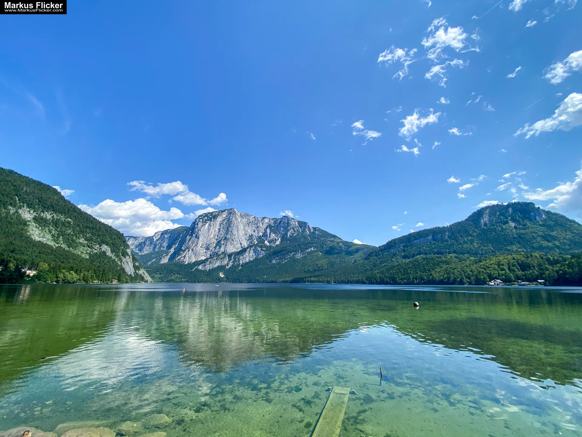 Luftkurort Altaussee im steirischen Salzkammergut Österreich Naturbadeplatz #visitstyria #sommerfrische #visitsalzkammergut #bergeseen