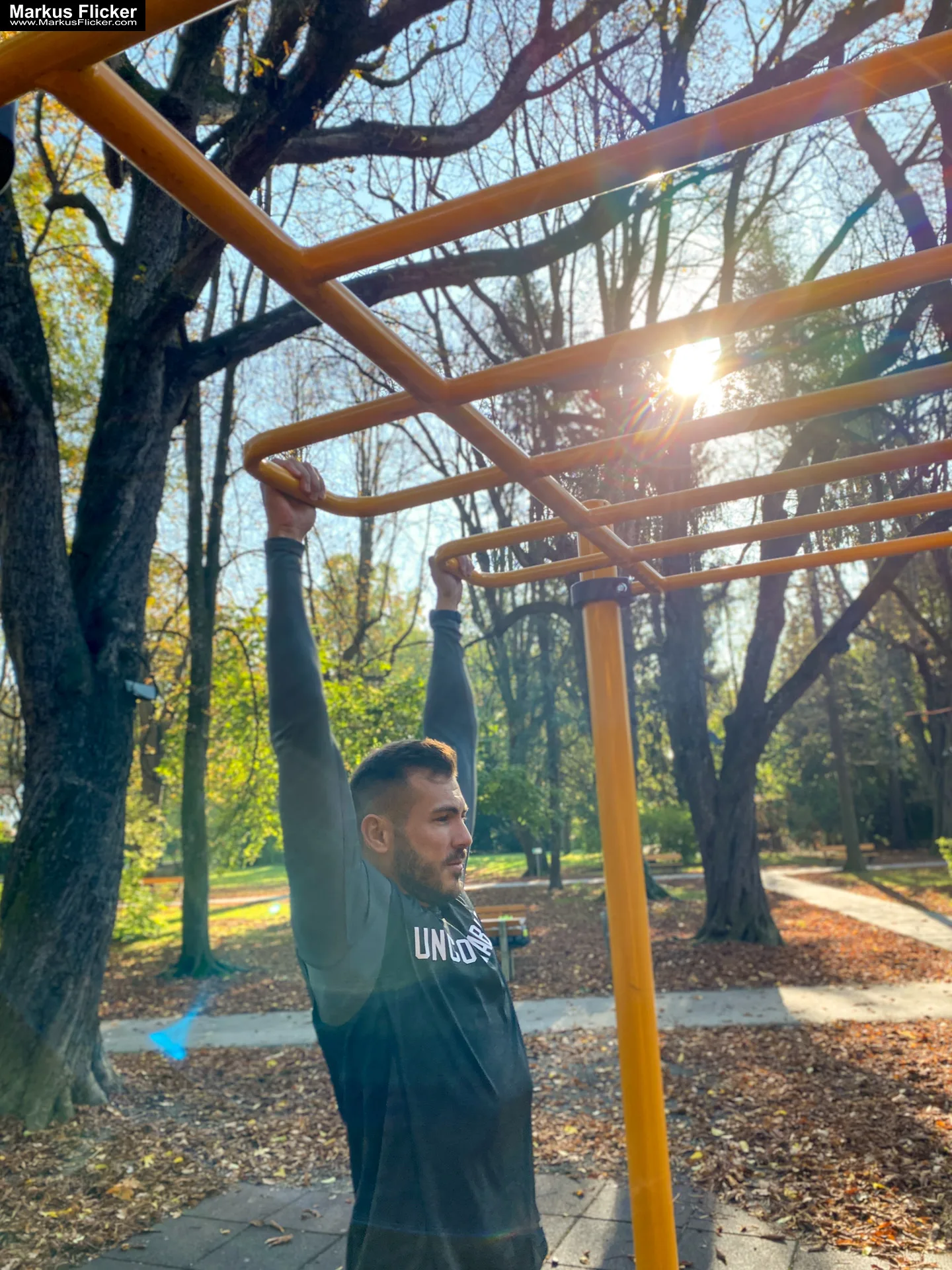 Malemodel Deny Sport Fitness Autumn Outdoor Photography #gleisdorf #gleisdorfcity #MaleModel #Sport #Fitness #Autumn #Outdoor #Photography #fotoshooting #photoshooting