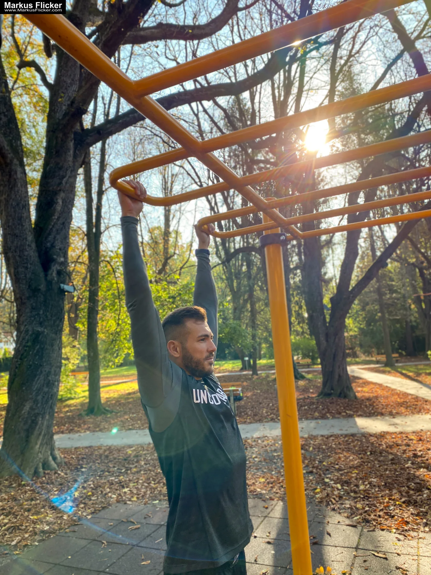 Malemodel Deny Sport Fitness Autumn Outdoor Photography #gleisdorf #gleisdorfcity #MaleModel #Sport #Fitness #Autumn #Outdoor #Photography #fotoshooting #photoshooting
