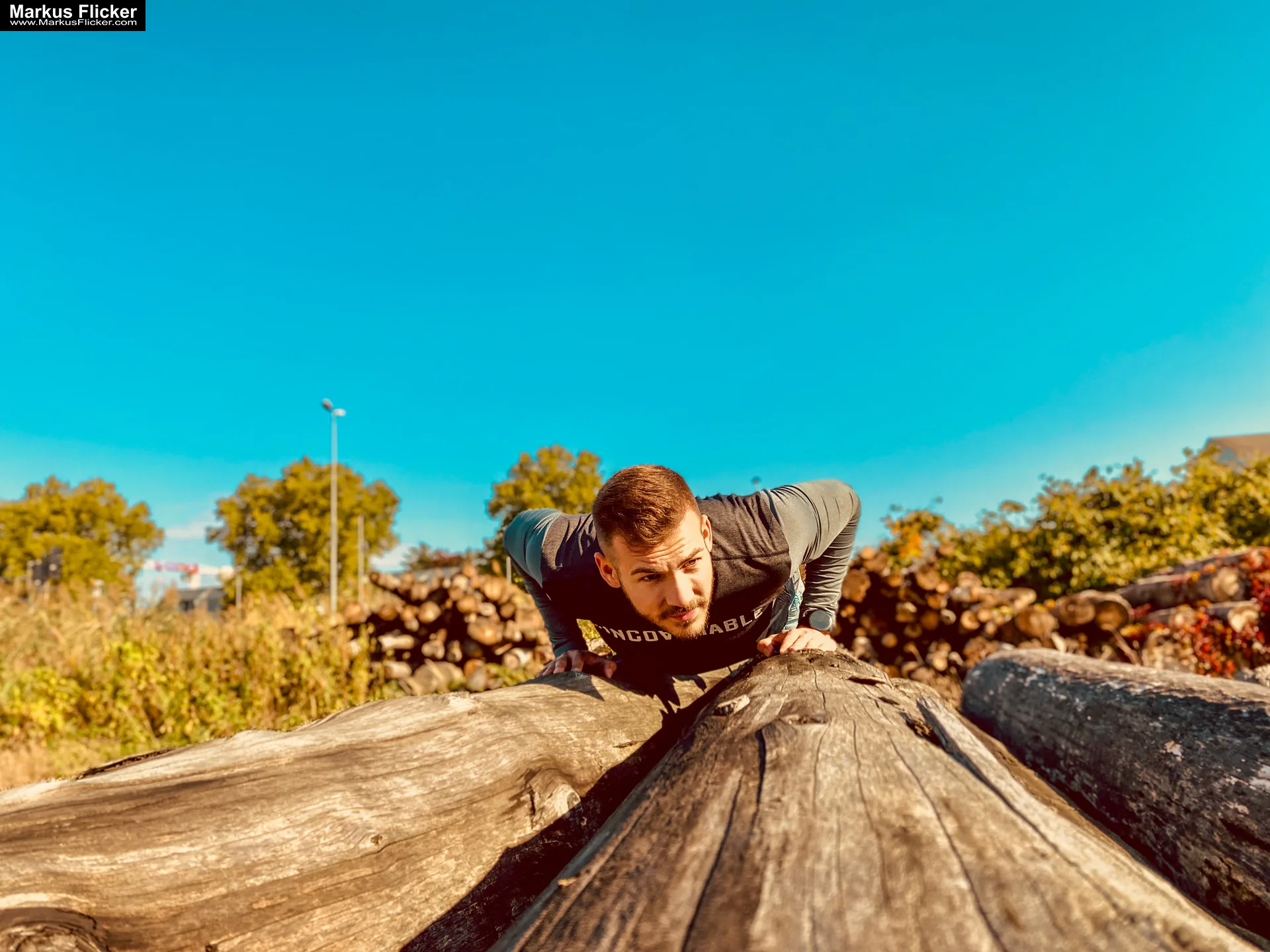 Malemodel Deny Sport Fitness Autumn Outdoor Photography #gleisdorf #gleisdorfcity #MaleModel #Sport #Fitness #Autumn #Outdoor #Photography #fotoshooting #photoshooting