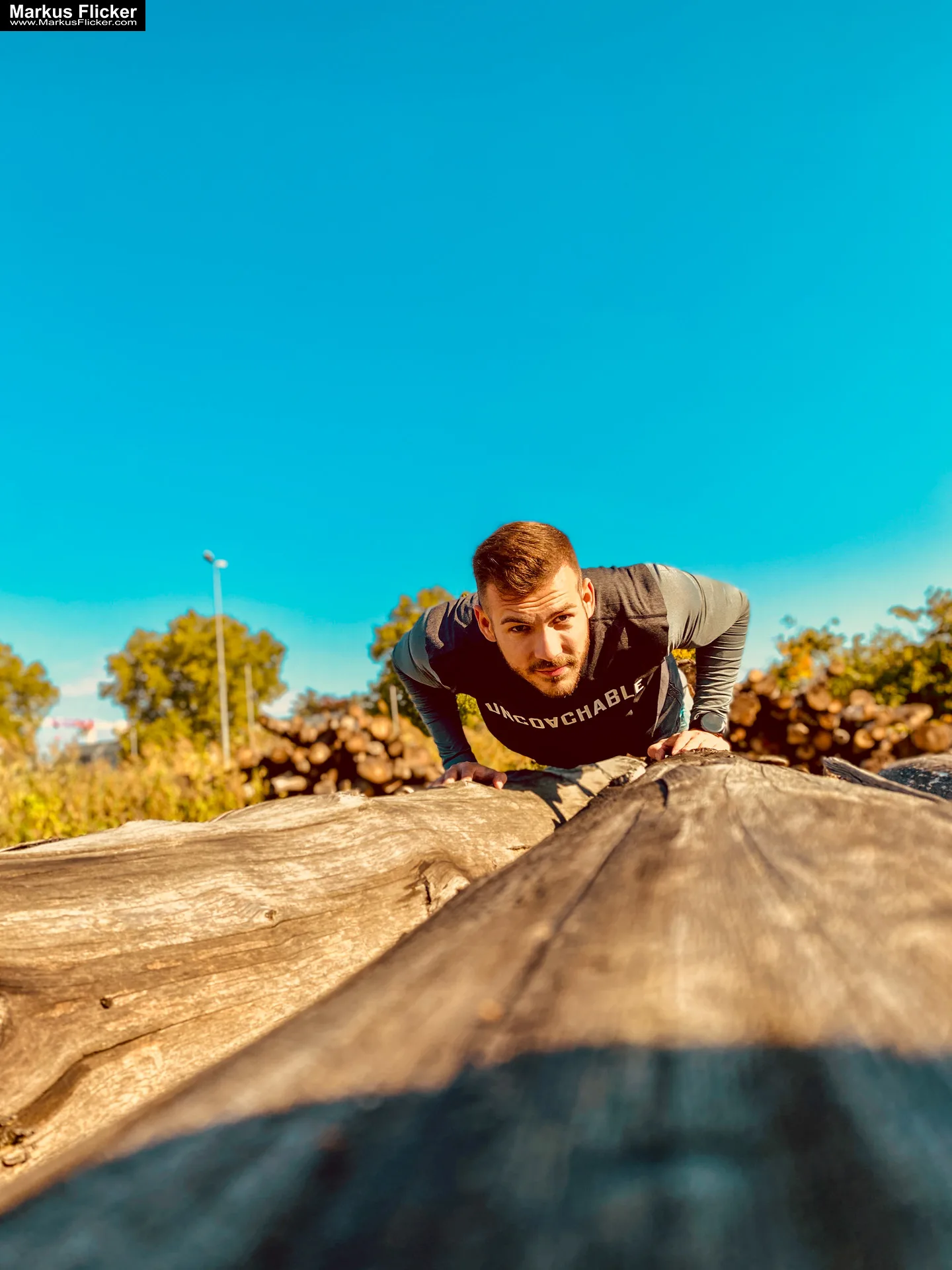 Malemodel Deny Sport Fitness Autumn Outdoor Photography #gleisdorf #gleisdorfcity #MaleModel #Sport #Fitness #Autumn #Outdoor #Photography #fotoshooting #photoshooting