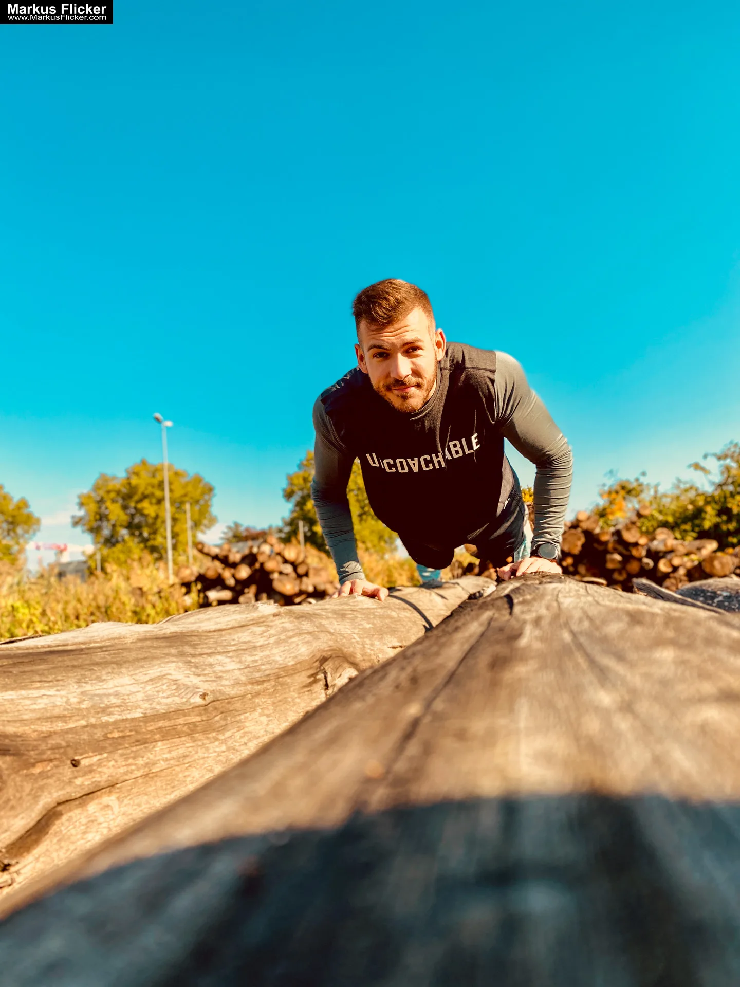 Malemodel Deny Sport Fitness Autumn Outdoor Photography #gleisdorf #gleisdorfcity #MaleModel #Sport #Fitness #Autumn #Outdoor #Photography #fotoshooting #photoshooting