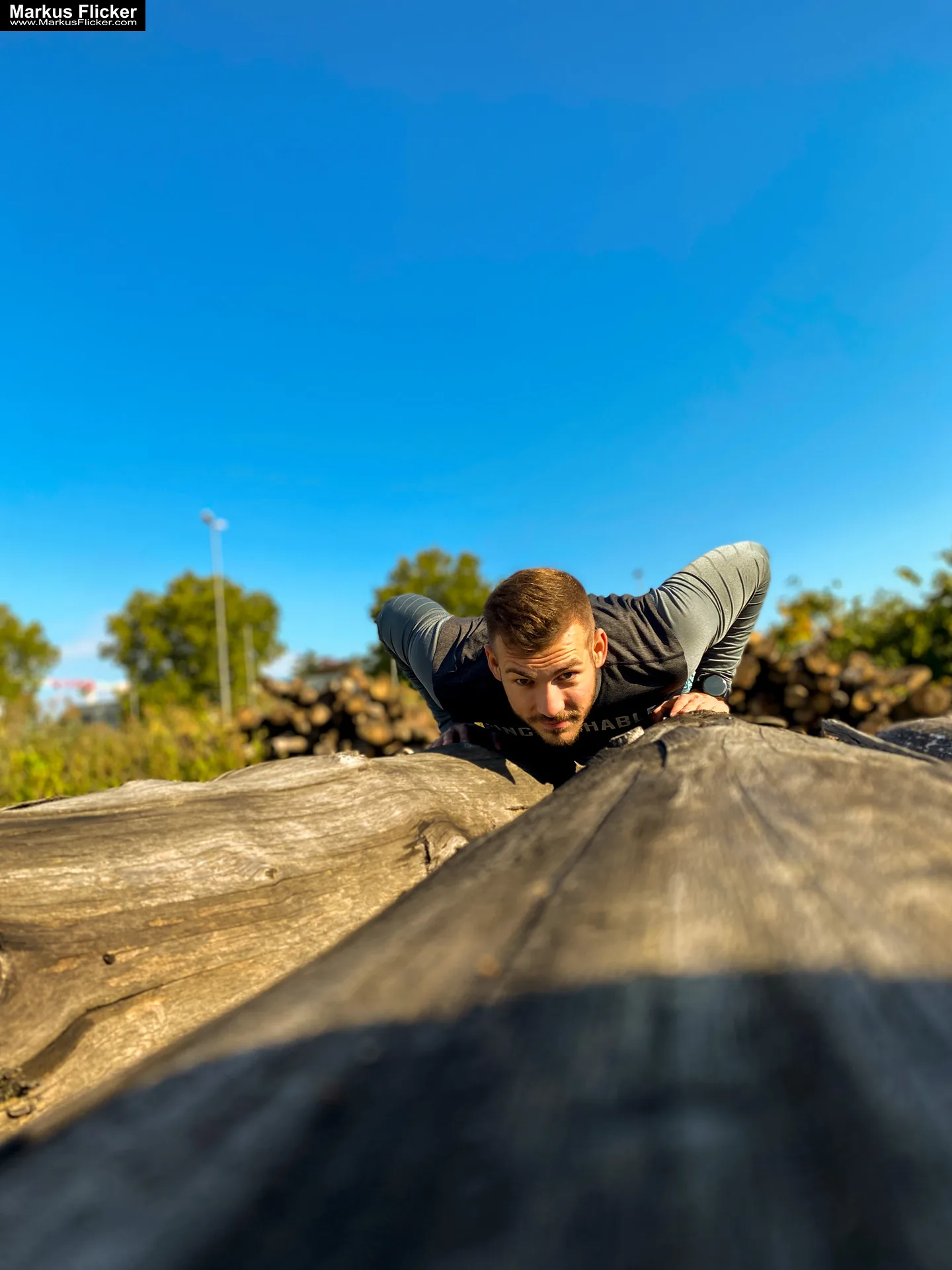 Malemodel Deny Sport Fitness Autumn Outdoor Photography #gleisdorf #gleisdorfcity #MaleModel #Sport #Fitness #Autumn #Outdoor #Photography #fotoshooting #photoshooting