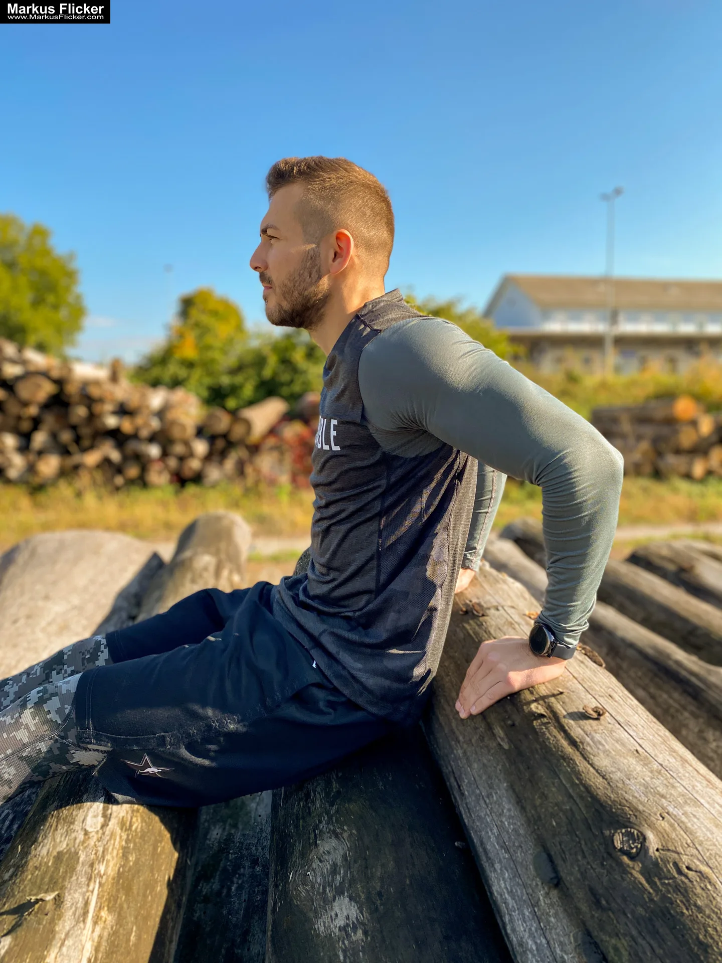 Malemodel Deny Sport Fitness Autumn Outdoor Photography #gleisdorf #gleisdorfcity #MaleModel #Sport #Fitness #Autumn #Outdoor #Photography #fotoshooting #photoshooting