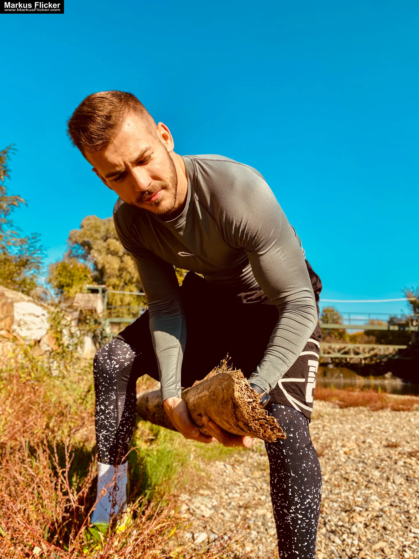 Malemodel Deny Sport Fitness Autumn Outdoor Photography #gleisdorf #gleisdorfcity #MaleModel #Sport #Fitness #Autumn #Outdoor #Photography #fotoshooting #photoshooting