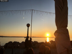 Cafinho Piran an der Adria - die Beste Bar an der Küste von Piran Slowenien. Zwischen Himmel und Meer: Entdecke das Herzstück von Piran in Cafinho - Der ultimative Guide zu Sloweniens idyllischer Bar mit Meerblick