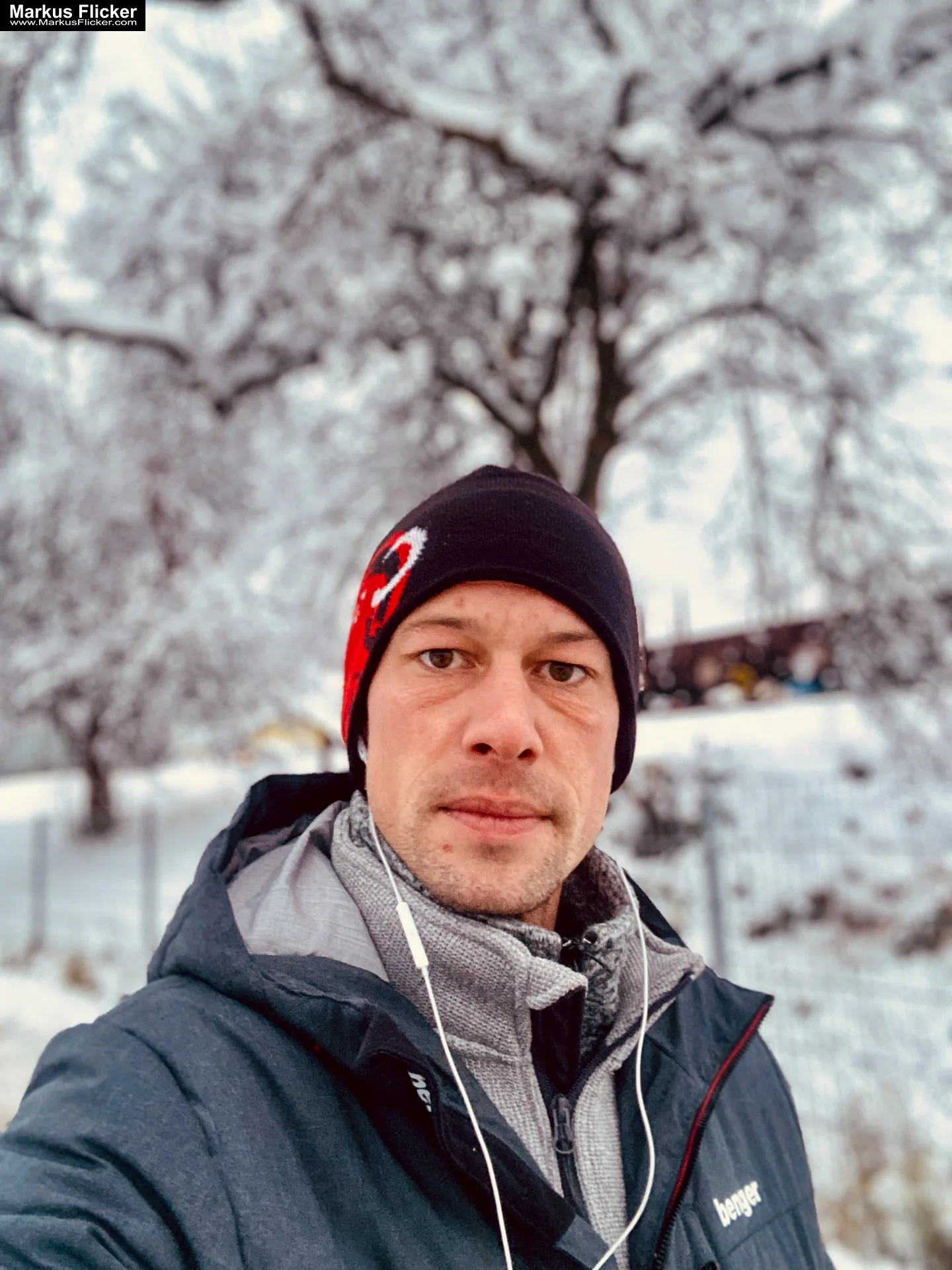 Spazieren Winter Schnee Steiermark Gleisdorf Raab Österreich mit dem Smartphone. Fotografieren und Filmen mit dem Smartphone: Bessere Fotos und Videos mit dem Handy für Freizeit, Hobby und Business