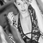 Erotic Art In The Mirror Female Model Lisa in Dessous Photography vor dem Spiegel