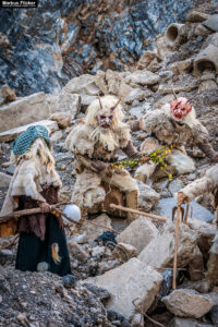 Vides Teufels Pass Perchten Krampus Fotoshooting im Steinbruch