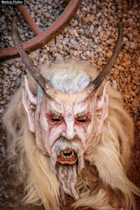 Vides Teufels Pass Perchten Krampus Fotoshooting im Steinbruch