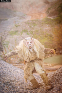 Vides Teufels Pass Perchten Krampus Fotoshooting im Steinbruch