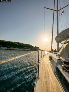 Fotos und Videos Segeln an der Adria Küste Kroatien navigation4you Skipper Peter Pöschl