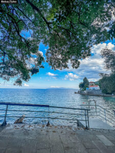 Lovran Ufer Küste Primorje-Gorski kotar Lorbeer Istrien Kroatien Adria #visitcroatia #visitlovran