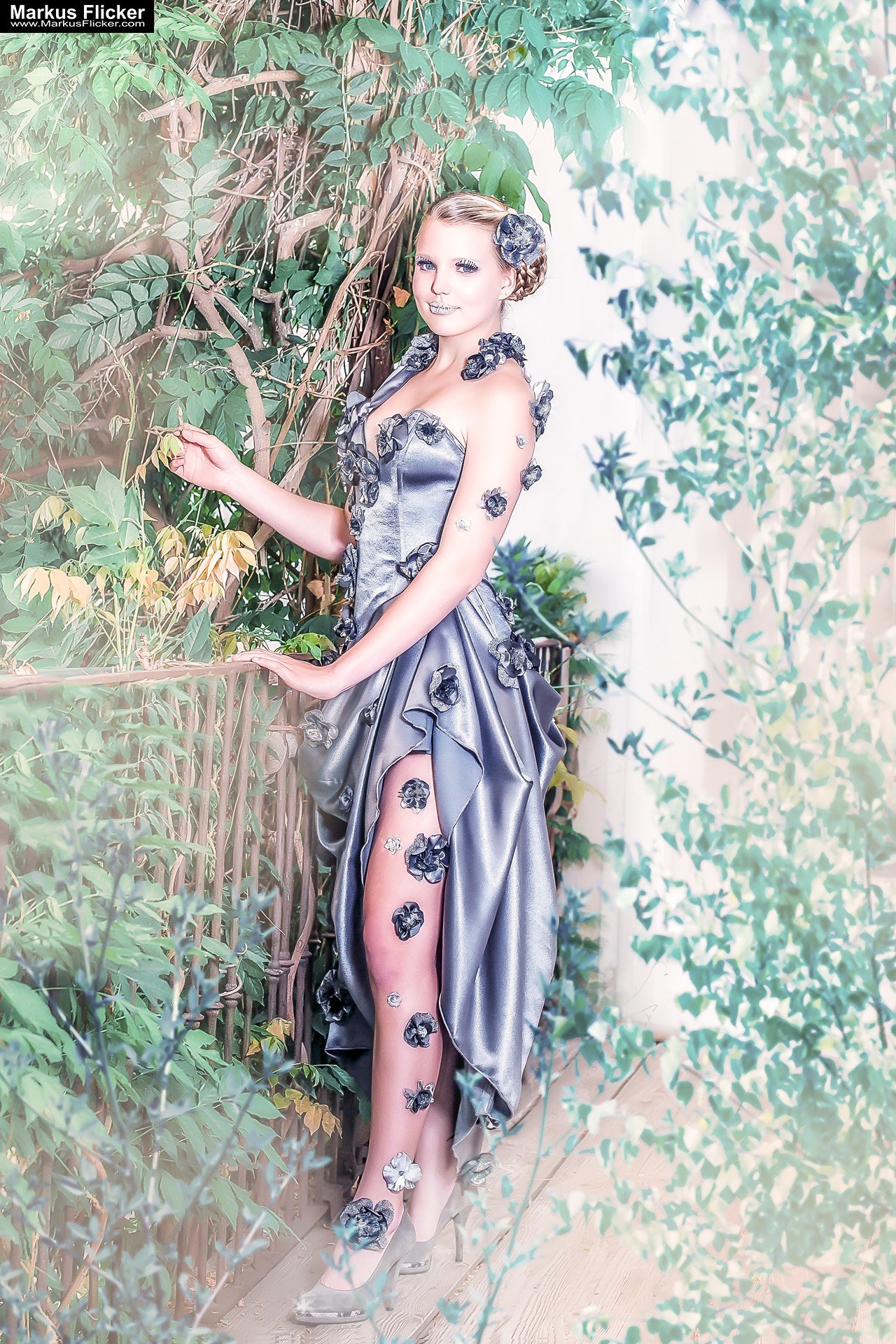 Die zertanzten Schuhe Photoshop Bildbearbeitung und Fotoprojekt Designer Kleider LS Design und Astrid Trummer