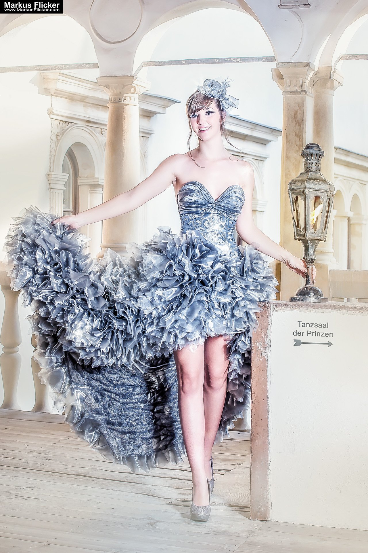 Die zertanzten Schuhe Photoshop Bildbearbeitung und Fotoprojekt Designer Kleider LS Design und Astrid Trummer