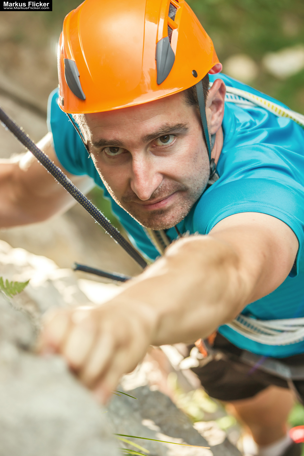 Klettern Outdoor Bergsport Imagefoto Fotografie und Bildbearbeitung Echtes Klettern mit digitaler Landschaft kombiniert