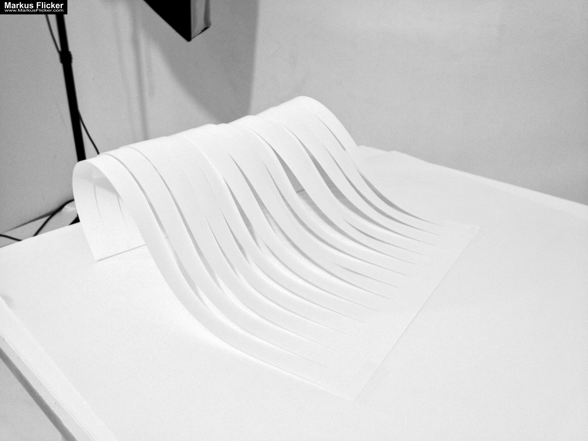 Kreative Fotomotive mit Papier durch Licht und Schatten