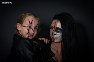 Make-Up & Fotoshooting Halloween Party Foto im Fotostudio Special FX extrem Maske und Verkleidung inkl. 37 Bildideen und Tipps & Tricks für Halloween