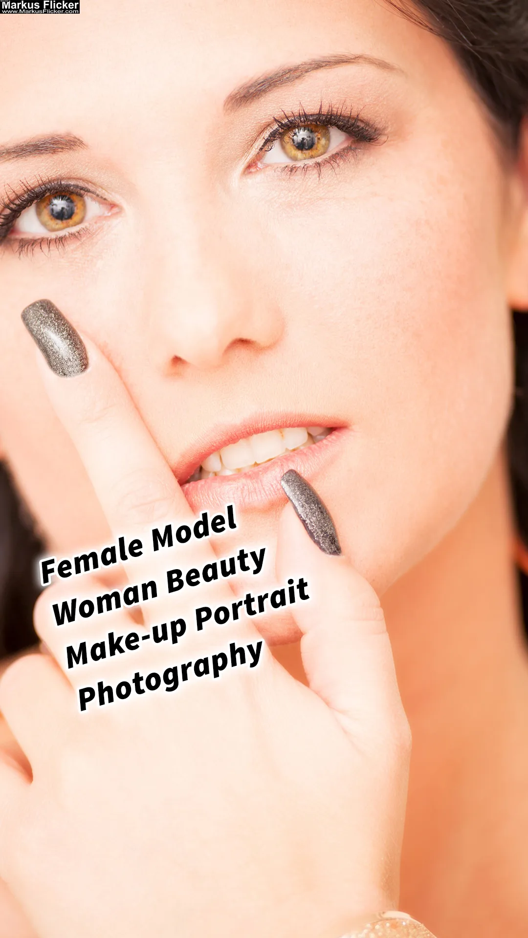 Mehr über den Artikel erfahren Female Model Conny Woman Beauty Make-up Close Up Portrait Photography inkl. 27 spezielle Fototipps für die Nahaufnahme-Portraitfotografie von weiblichen Models