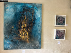 Fotos und Video von der Ausstellung "My First Solo" von Eva Hollinger in Graz