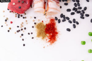 Speisen Lebensmittel Tabletop Fotostudio Imagefotos Produktfotos Chutney mit Gemüse Fleisch inkl. 25 Tipps für Foto und Video
