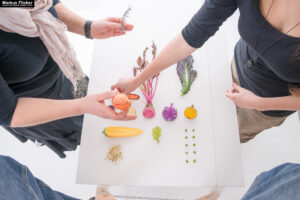 Speisen Lebensmittel Tabletop Fotostudio Imagefotos Produktfotos Chutney mit Gemüse Fleisch inkl. 25 Tipps für Foto und Video