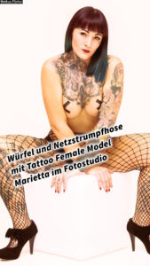 Leuchtender Würfel und Netzstrumpfhose mit Tattoo Female Model Marietta Aktfotoshooting im Fotostudio inkl. 37 Fototipps und Bildideen