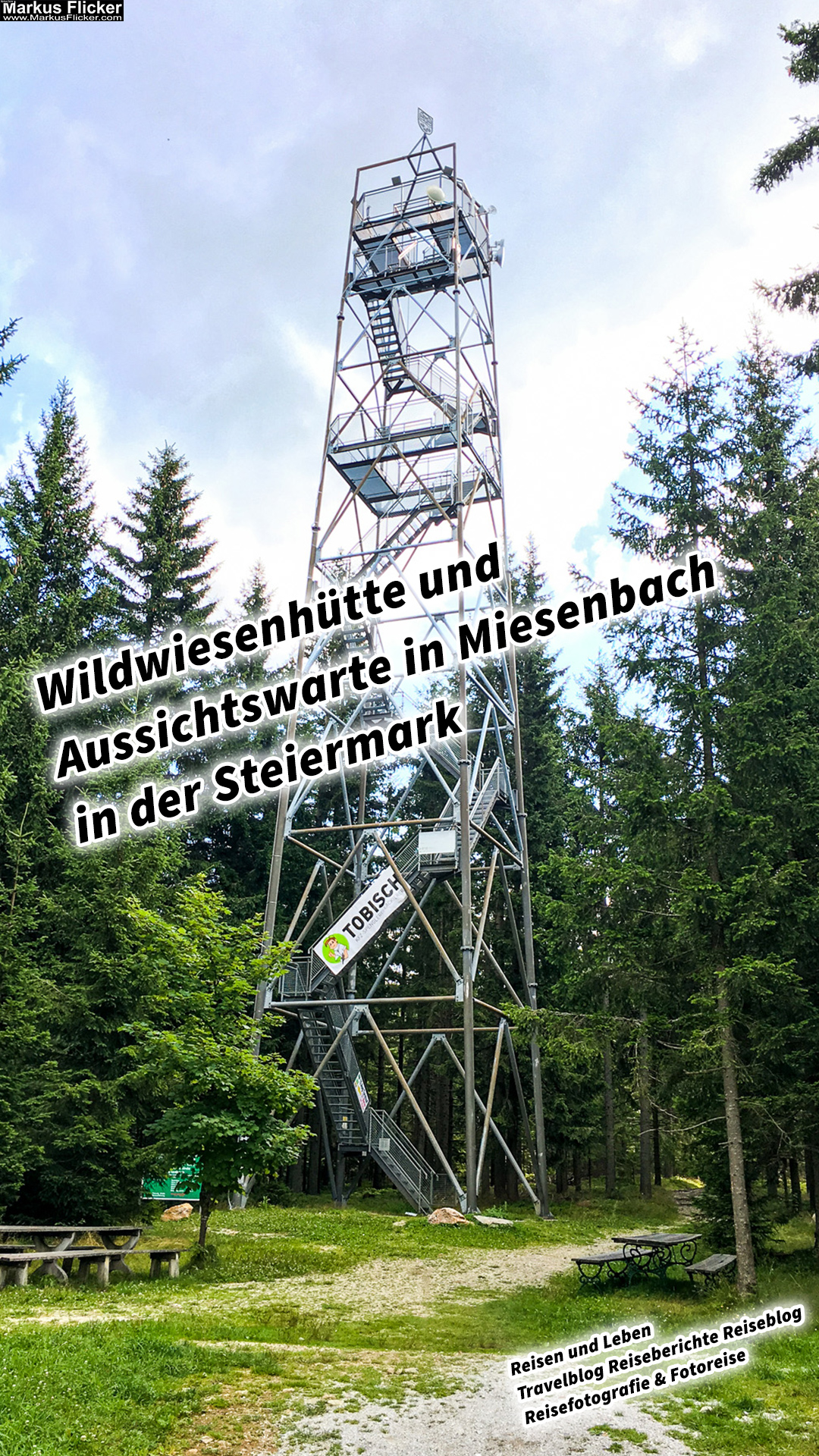 Wildwiesenhütte und Aussichtswarte in Miesenbach in der Steiermark Österreich