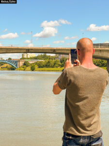 Fotograf Videograf Bildbearbeiter digital Content Creator Markus Flicker Foto und Video Dienstleistung inkl. Planung und strategische Beratung #smartphonefotografie #smartphonevideo #smartphonephotography Fotografie Bildbearbeitung Workshops Reisen Blog Po Fotograf Videograf Bildbearbeiter digital Content Creator Markus Flicker Foto und Video Dienstleistung inkl. Planung und strategische Beratung #smartphonefotografie #smartphonevideo #smartphonephotography Fotografie Bildbearbeitung Workshops Reisen Blog Podcast https://www.MarkusFlicker.com #markusflicker Markus Flicker Fotograf Videograf Content Creator Autor