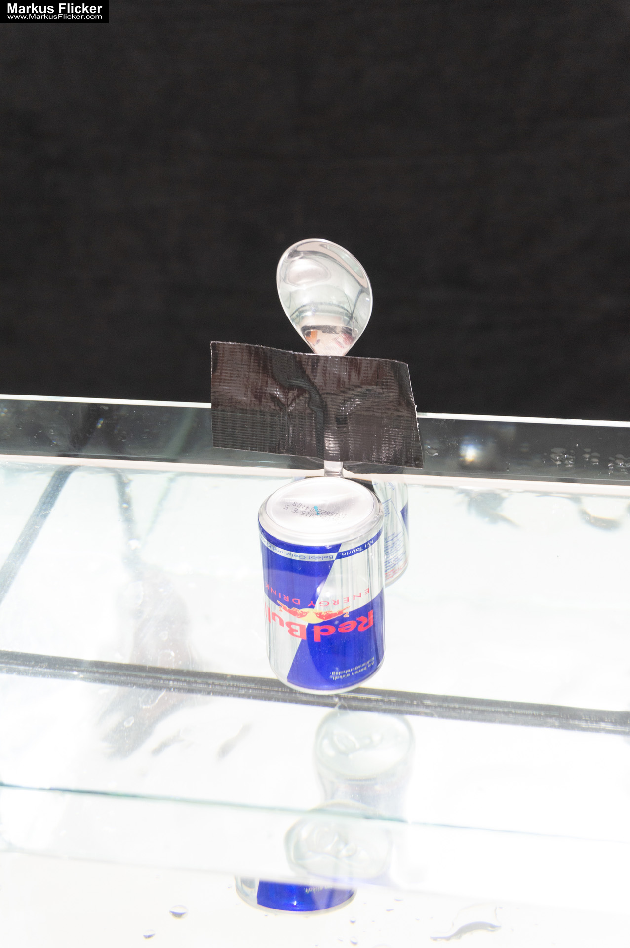 Produktfoto Fotografie Water Splash Photo Shoot Product Photography Produktfoto Werbefoto Gegenstände und Produkte